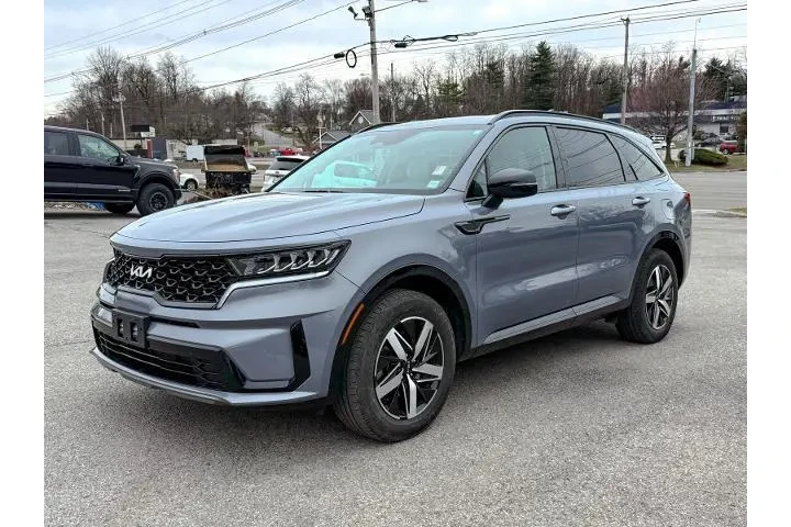 $26322 : Kia Sorento 2023 S 4dr SUV image 3