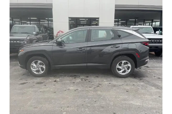 $21588 : Hyundai TUCSON 2023 AWD SE 4 image 3