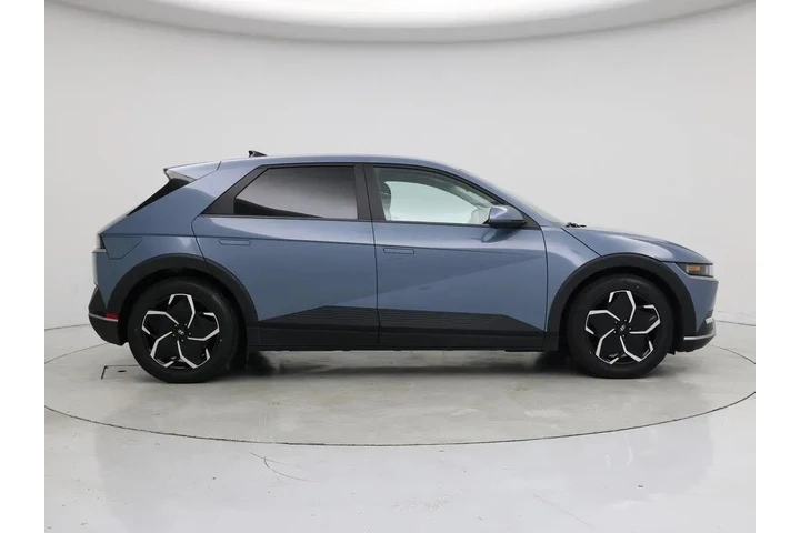 $21998 : Hyundai IONIQ 5 2022 SE 4dr image 7