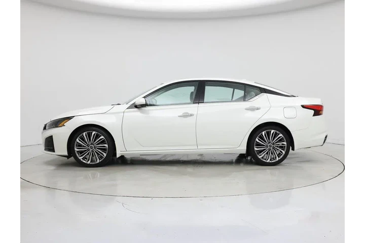 $24998 : Nissan Altima 2023 2.5 SL 4d image 3