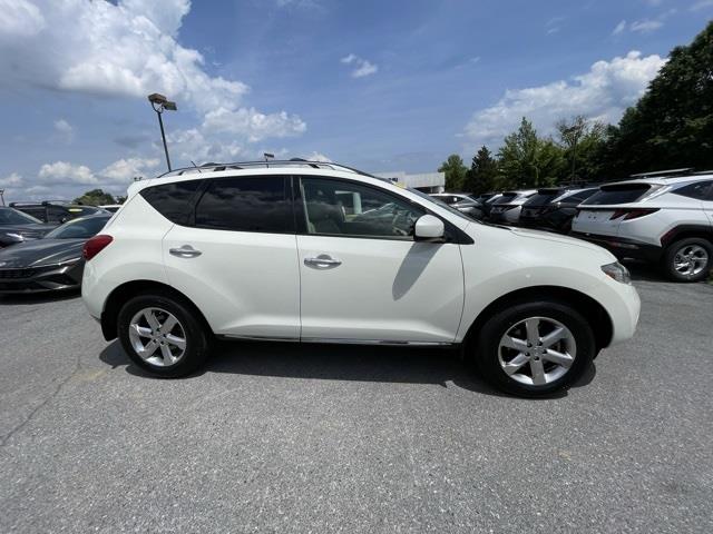 $7995 : PRE-OWNED 2010 NISSAN MURANO image 2