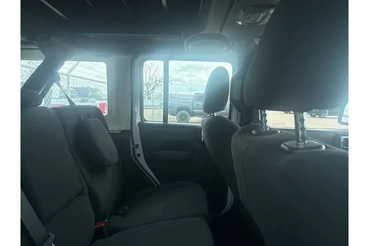 $30995 : Jeep Wrangler 2023 4x4 Rubic image 5