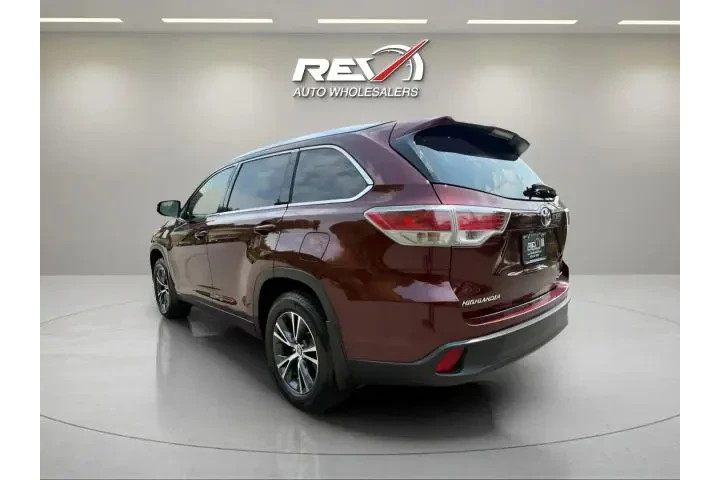$19480 : 2016 TOYOTA HIGHLANDER XLE SP image 3