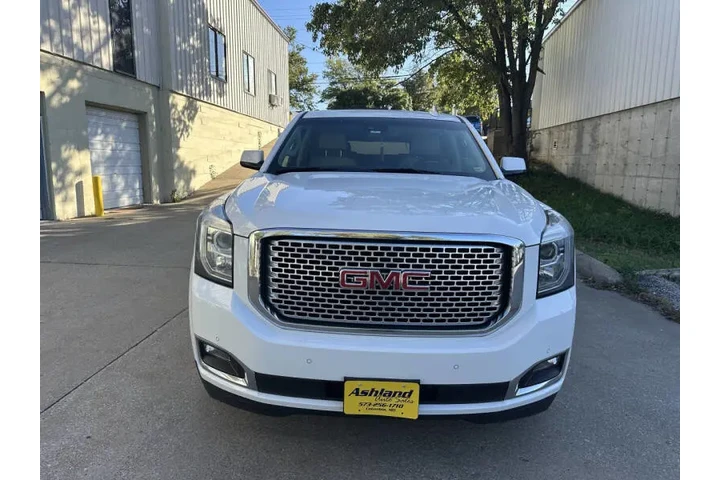 $18900 : 2017 GMC Yukon XL Denali image 9