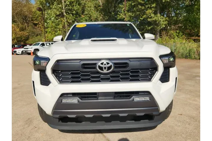 $36500 : Toyota Tacoma 2024 4x2 TRD S image 5