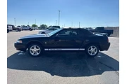 $5982 : Ford Mustang 2002 Deluxe 2dr thumbnail