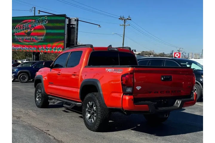 $29455 : 2018 Tacoma TRD Off-Road image 8
