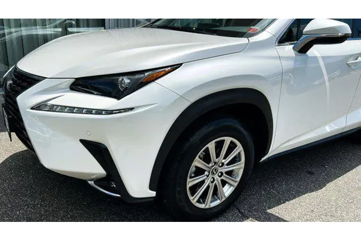 $27995 : Lexus NX 300 2021 AWD 4dr Cr image 10
