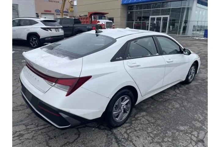 $18950 : Hyundai ELANTRA 2024 SE 4dr image 5