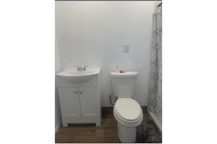 $1450 : Se renta  estudio image 4