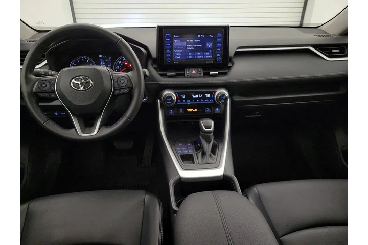 $31998 : Toyota RAV4 2022 AWD XLE Pre image 9