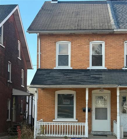 $1300 : A Single Family House for Rent image 1