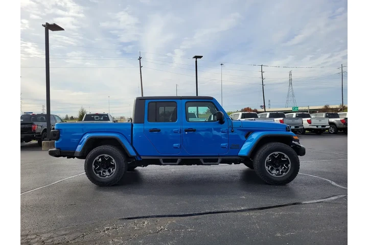 $30997 : Jeep Gladiator 2021 4x4 Spor image 2