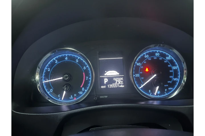 $8500 : 🚘 2019 Toyota Corolla LE image 1