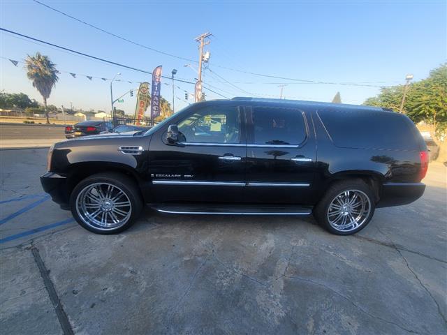 $10995 : 2007 Escalade ESV image 4