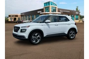 $18900 : Hyundai VENUE 2024 SEL 4dr C thumbnail