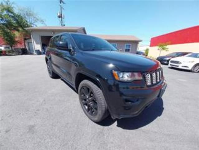 $20499 : 2018 Jeep Grand Cherokee image 1