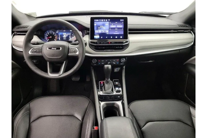 $25998 : Jeep Compass 2025 4x4 Limite image 9