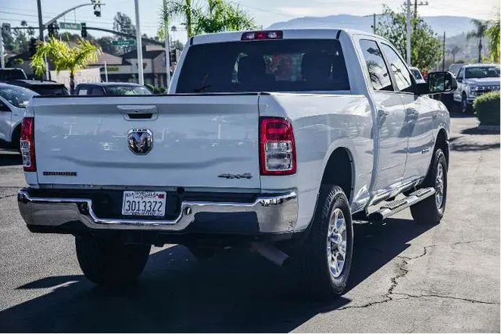 $32995 : Ram 2500 2020 4x4 Big Horn 4 image 4