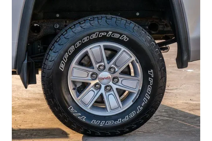 $22400 : GMC Sierra 1500 2016 4x4 SLE image 9