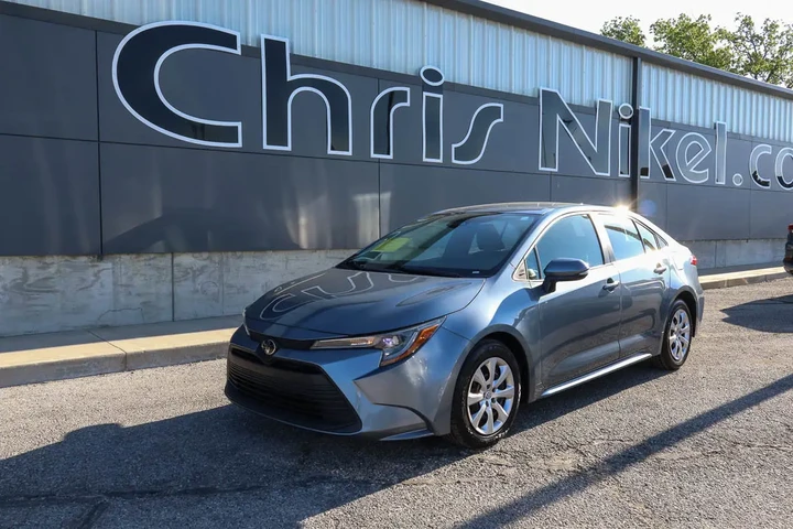 $20787 : 2024 Corolla LE CVT image 1