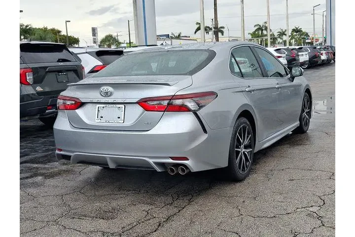 $22990 : Toyota Camry 2022 SE 4dr Sed image 7