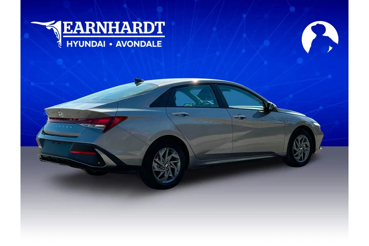 $17999 : Hyundai ELANTRA 2024 SEL 4dr image 8