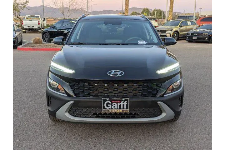 $18990 : Hyundai KONA 2023 SEL 4dr Cr image 9