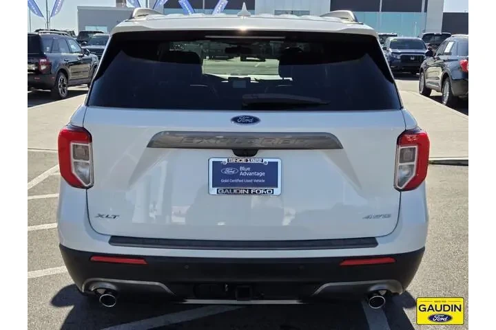 $39900 : Ford Explorer 2023 AWD XLT 4 image 6