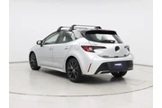 $26998 : Toyota Corolla Hatchback 202 thumbnail