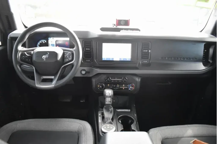 $37990 : Ford Bronco 2022 4x4 Base 4d image 10