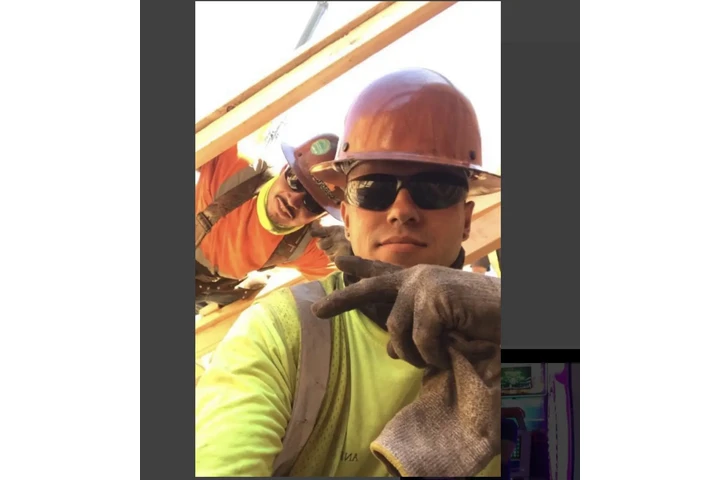Busco trabajo de chofer image 1