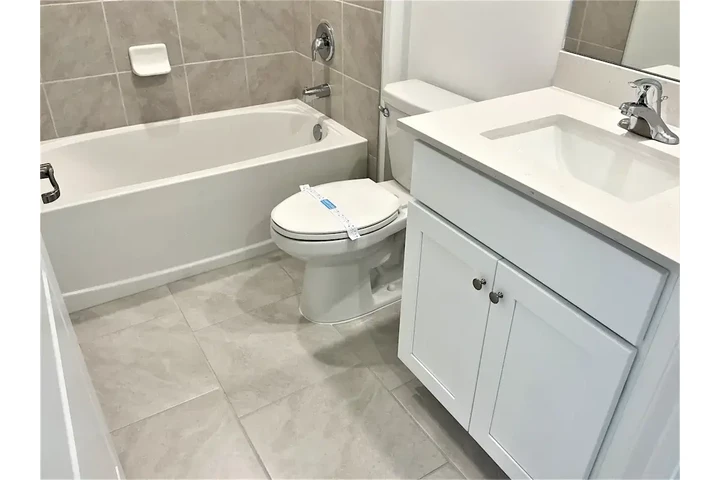 $1099 : House for rent image 9