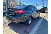 $6995 : 2018 Cruze LS Auto thumbnail