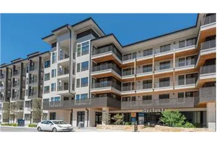 $4070 : Rental property with 2 bedro image 1