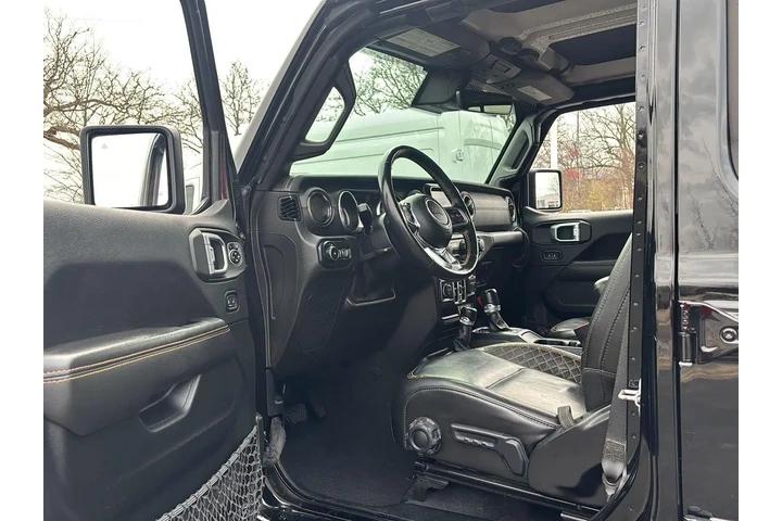 $30879 : 2021 Wrangler Unlimited Sahar image 2