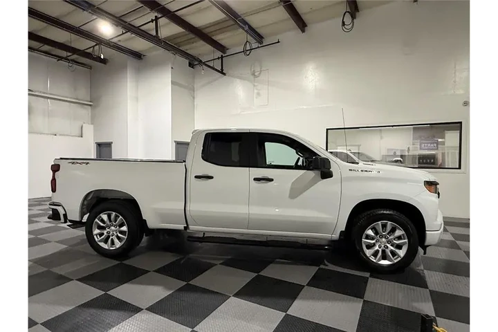 $37599 : Silverado 1500 2024 image 3