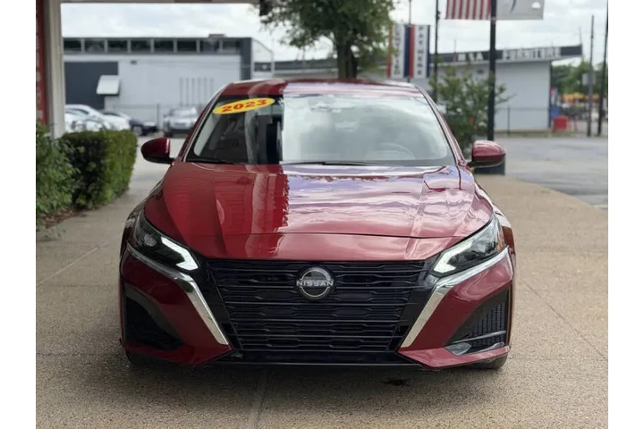 $21999 : 2023 Altima 2.5 SV image 5