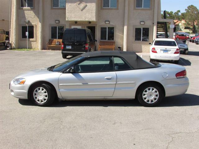 $4995 : 2004 Sebring image 5