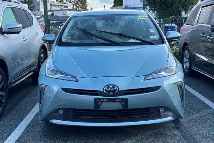 $28991 : Toyota Prius 2022 AWD Nights image 3