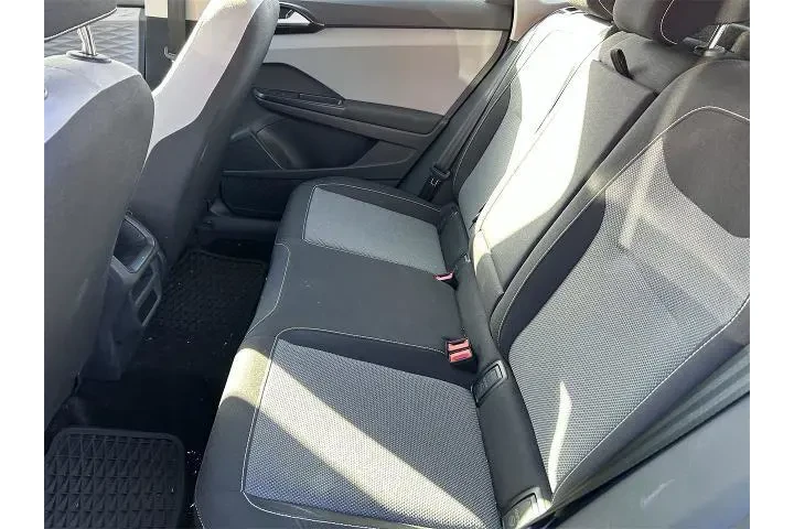 $17999 : Volkswagen Taos 2023 S 4dr S image 7