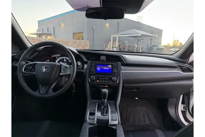 $17500 : Honda Civic 2019 LX 2dr Coup image 4