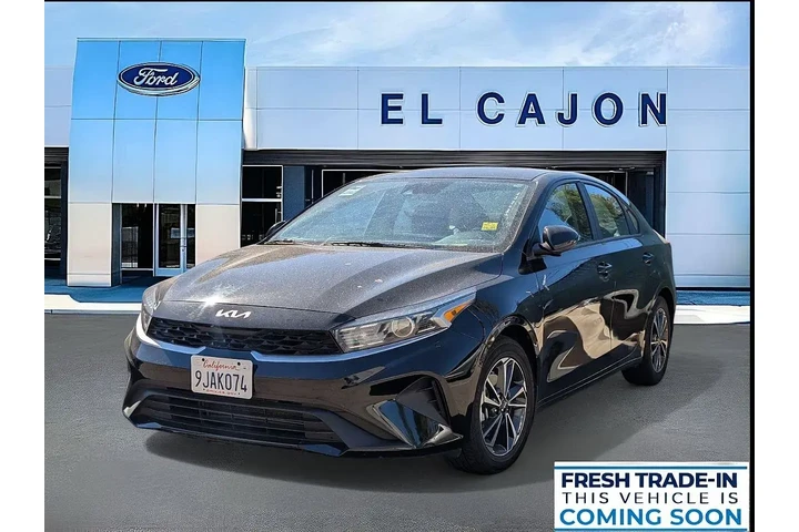 $18327 : Kia Forte 2023 LXS 4dr Sedan image 6