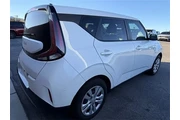 $16988 : Kia Soul 2024 LX 4dr Crossov thumbnail