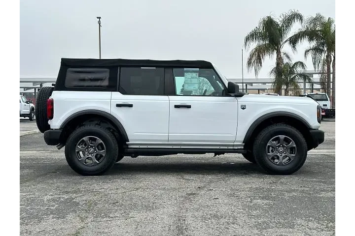 $34990 : Ford Bronco 2021 4x4 Outer B image 2