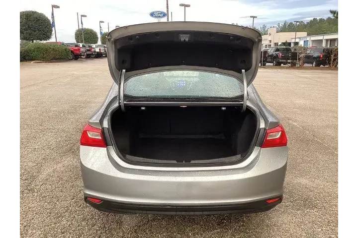 $16921 : Chevrolet Malibu 2023 LT 4dr image 9