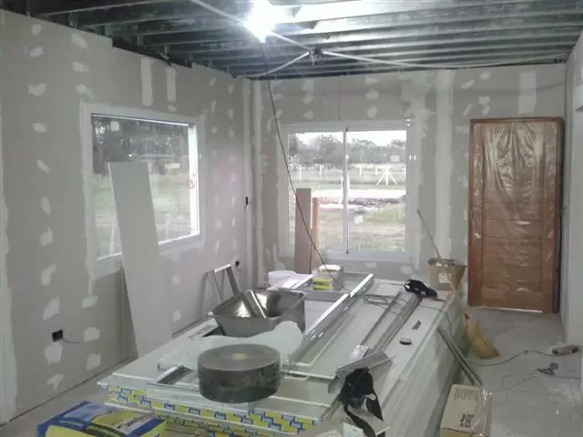 Mendez HANDYMAN image 3