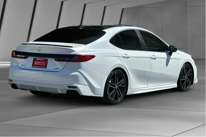 $36900 : Toyota Camry 2025 XSE 4dr Se image 4