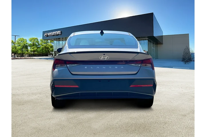 $19999 : Hyundai ELANTRA 2025 SEL Spo image 6