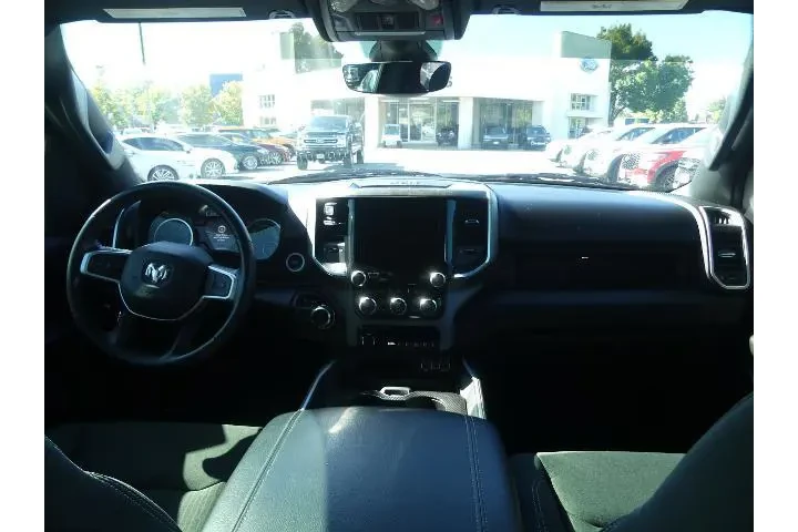 $35880 : Ram 1500 2021 4x4 Big Horn 4 image 9